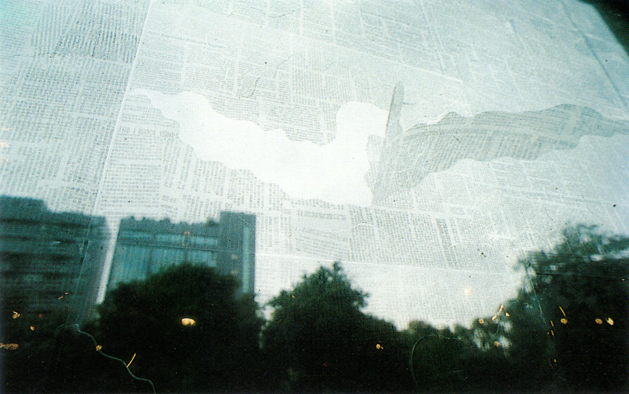 烏雲蓋天